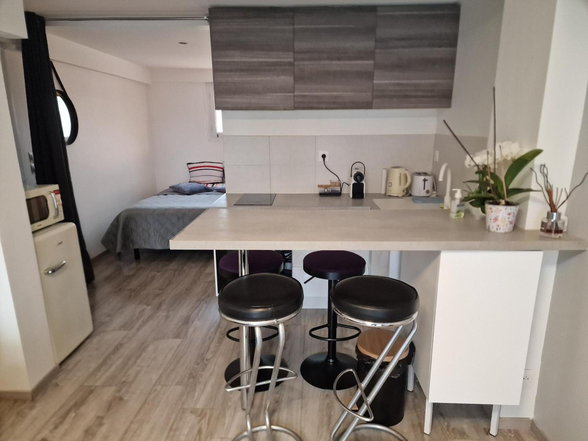 Spacieux Studio Dans Le Beaujolais Saint-Georges-de-Reneins Екстериор снимка